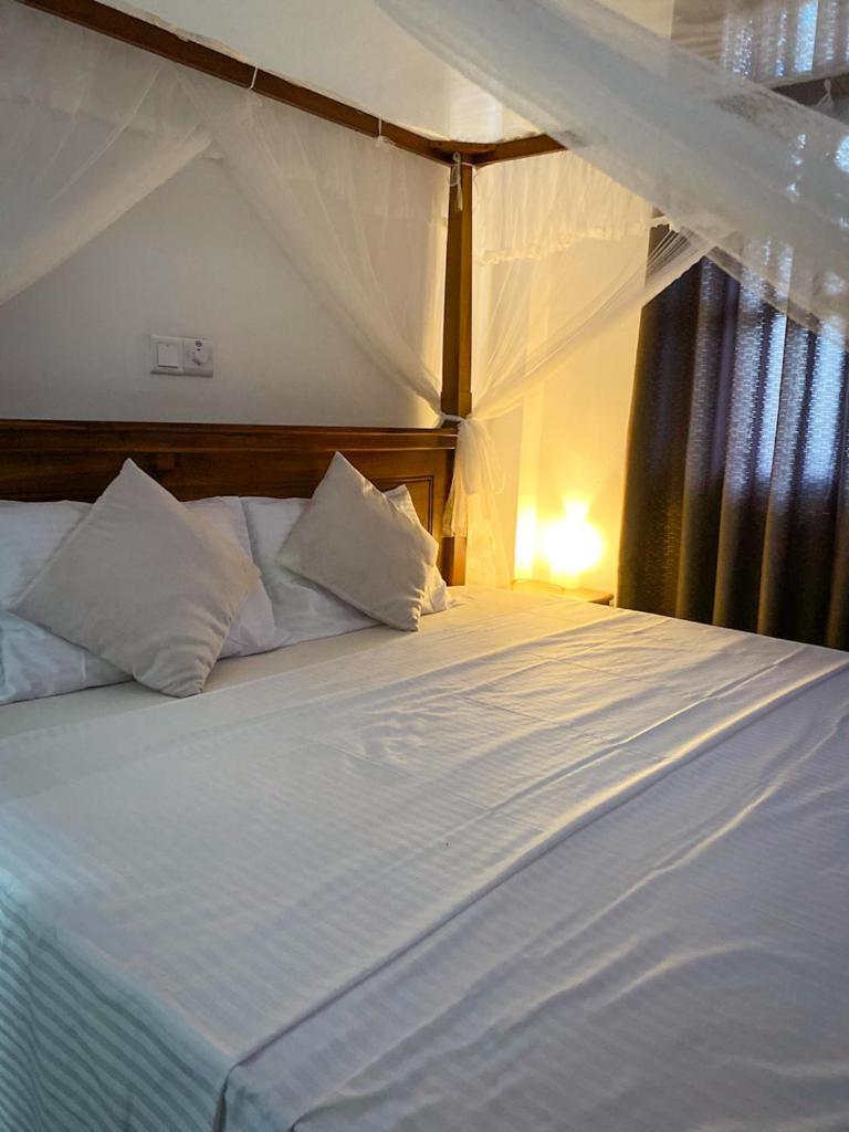 Hotel The Tide'S Tale Galle Esterno foto